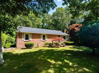 550 Lafayette Rd, North Kingstown, RI 02852