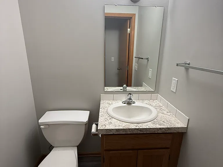 4933 Cannonsburg Rd NE — Photo 17