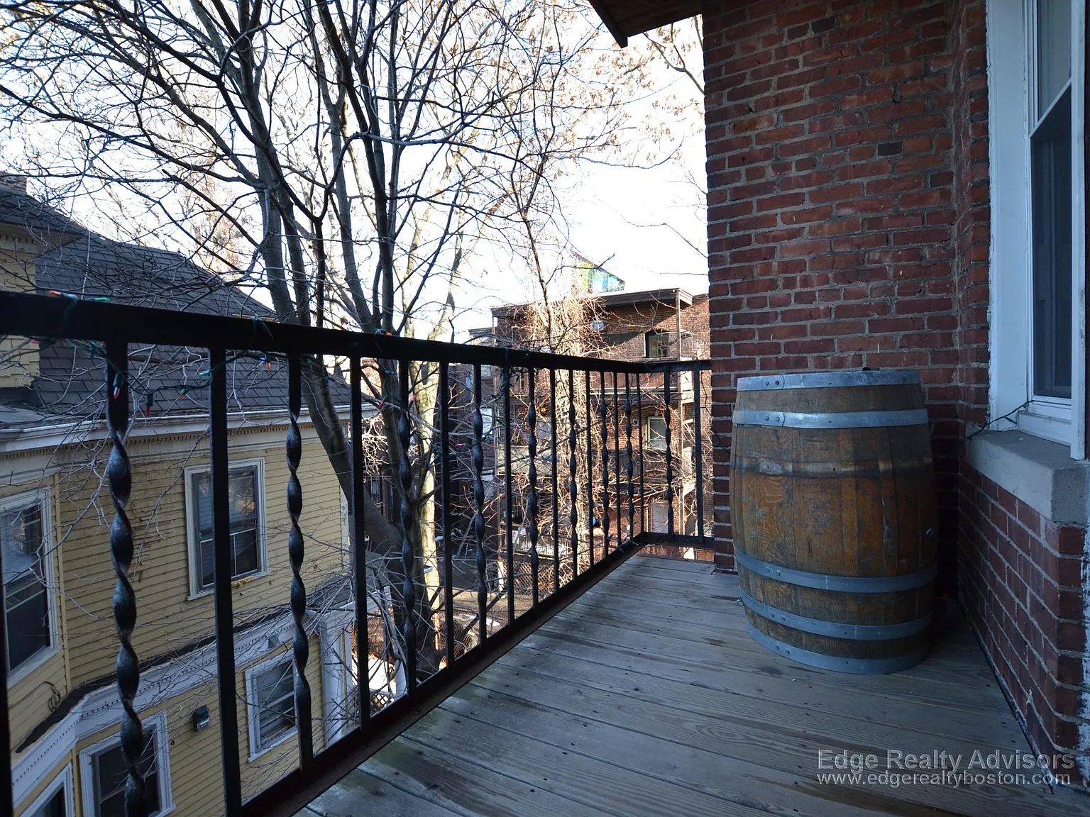 2 bed, 9999 sqft, $3,248 — Photo 4