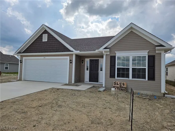 154 Stonecrest Trl, Elyria, OH 44035