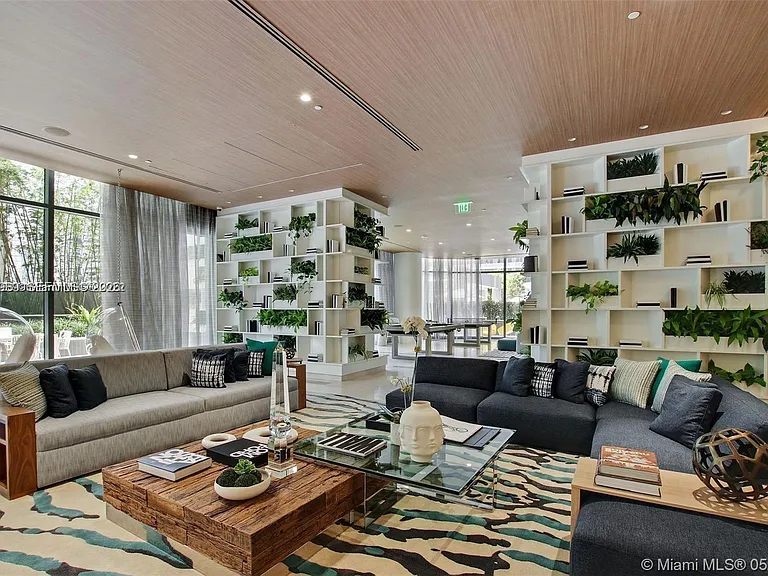 55 SW 9th St #2903 — Photo 19