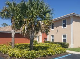 27500 Palmesta Cir, Bonita Springs, FL