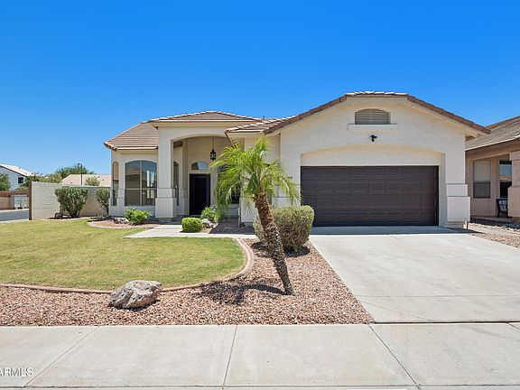 4th image of 3649 E CODY Avenue