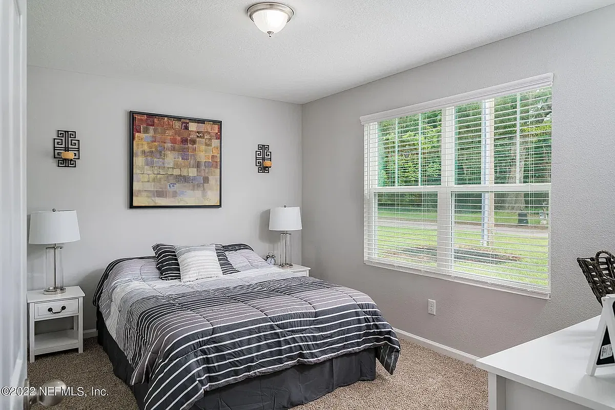 3 bed, 2.0 bath, 1470 sqft, $2,550 — Photo 3
