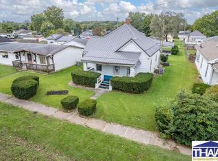 1142 N 8th St, Clinton, IN 47842