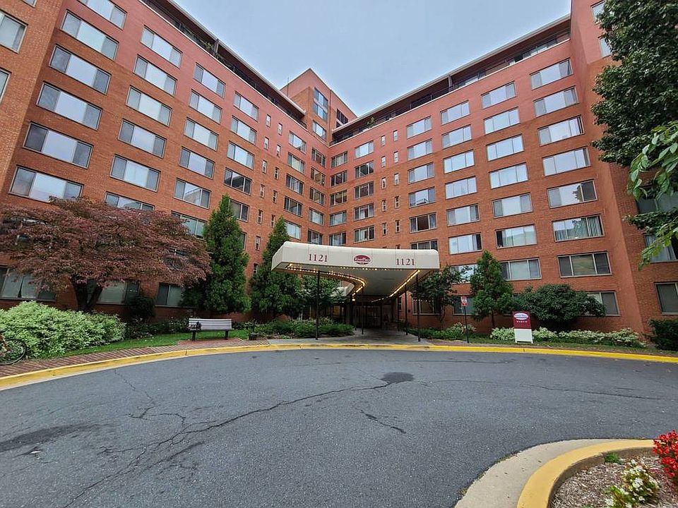 1st image of 1121 Arlington Blvd APT 141