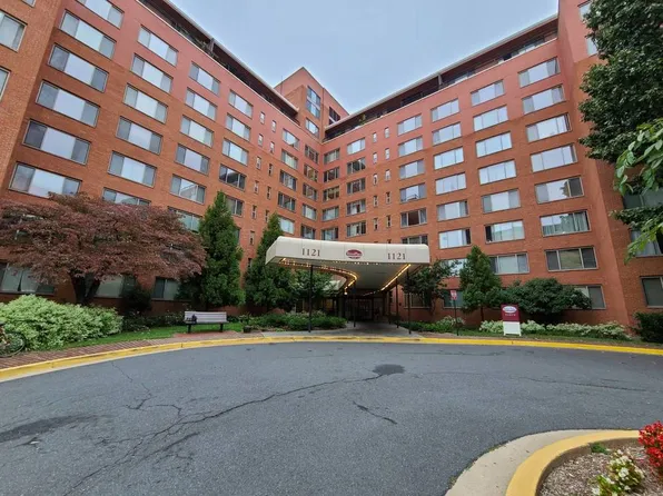 1121 Arlington Blvd, Arlington, VA