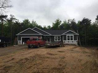 4016 24th St, Dorr, MI 49323