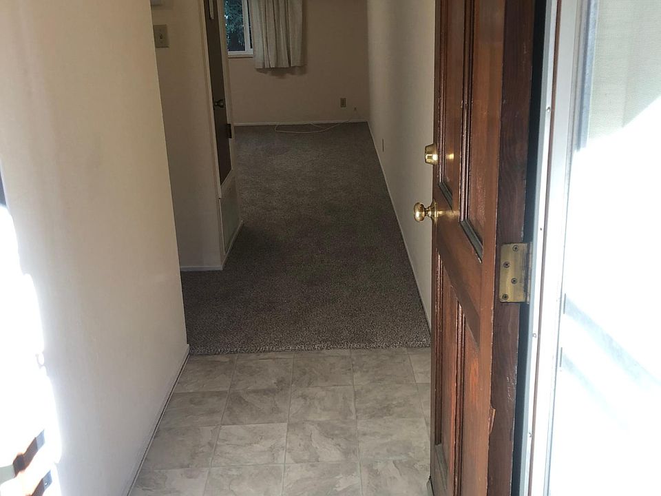 1st image of 1045 W Washington Ave APT 10