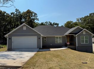 7 Kintyre Ln, Bella Vista, AR 72715