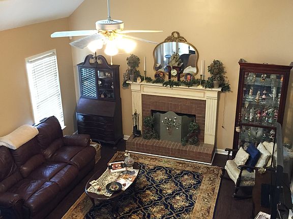 5th image of 103 Harrisburg Dr