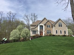 143 Ridgemont Dr, Hopewell Junction, NY 12533
