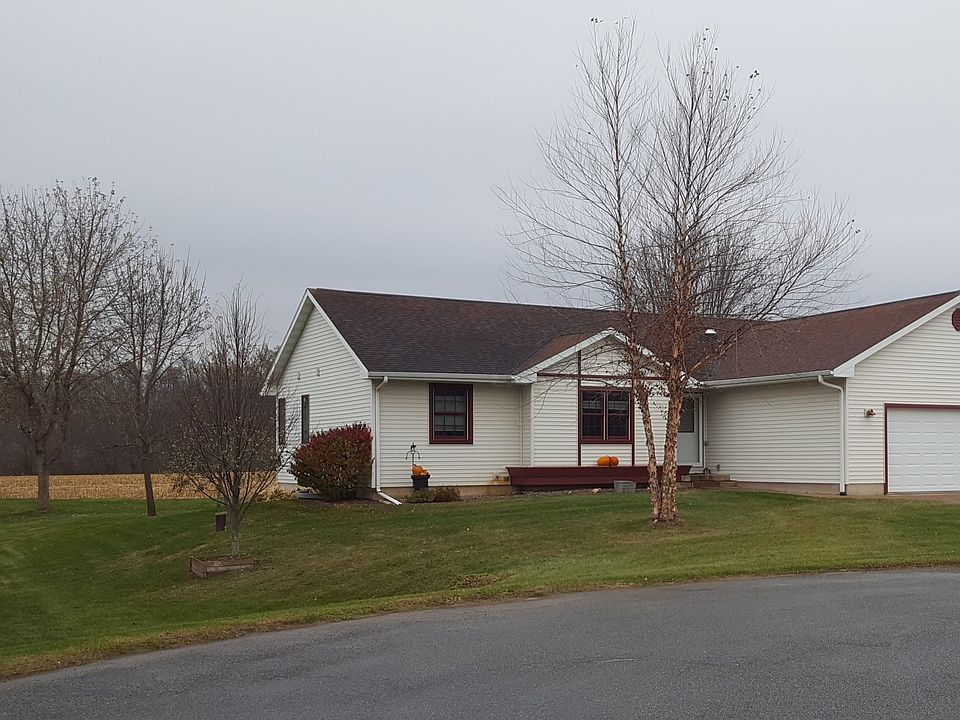 1st image of W4509 Prairie Ct E