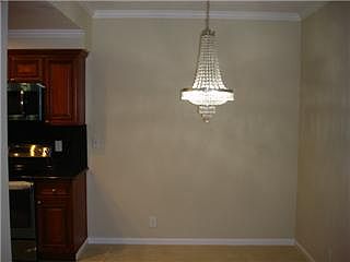 5th image of 1024 Cedar Gables Dr