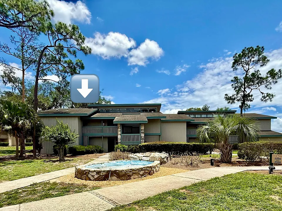 2075 Corner Lake Dr