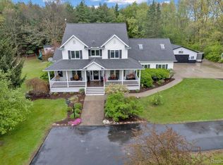 2227 Pheasant Rdg, Lapeer, MI 48446