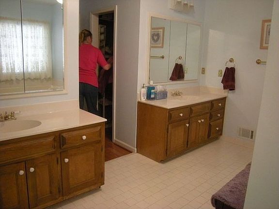 4th image of 1771 Windsong Dr SW