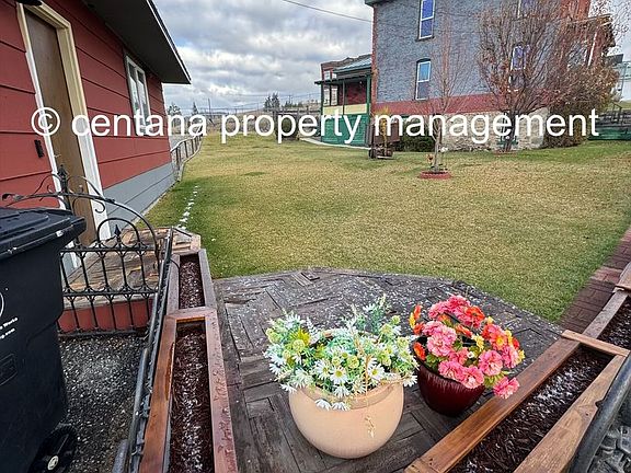 2nd image of 709 N Main St