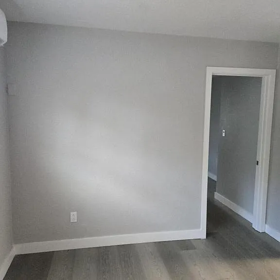 1036 N Sutter St — Photo 12