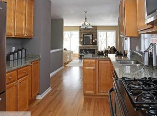 10323 34th Cir W, Minnetonka, MN 55305