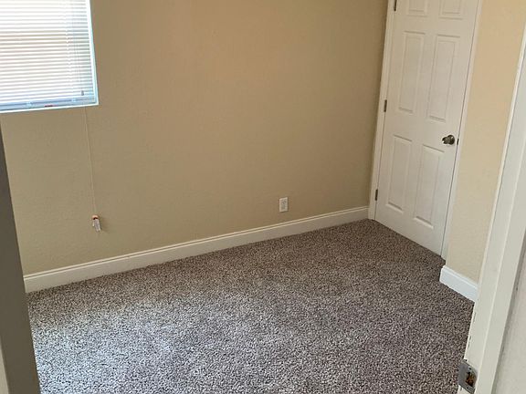 5th image of 1239 Carlton Ave