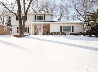 3830 Forest Rd, Davenport, IA 52807