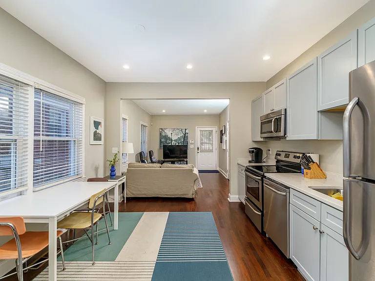 604 Glen Iris Dr NE #2 — Photo 7