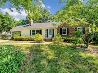 4908 Stonehill Dr, Raleigh, NC 27609