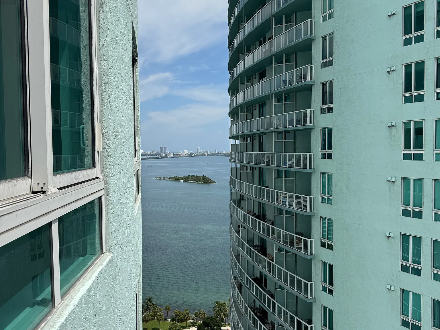 1 bed, 800 sqft, $2,700 — Photo 3