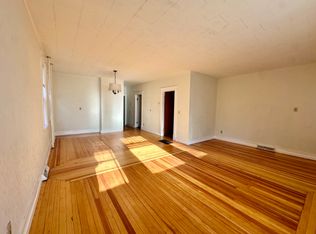 1037 Palmer Ave, Niskayuna, NY 12309