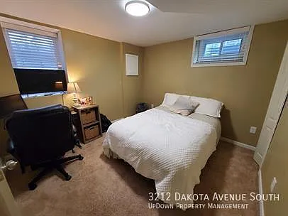 3212 Dakota Ave S — Photo 17