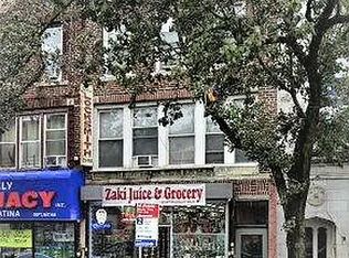 8217 Northern Blvd, Flushing, NY 11372