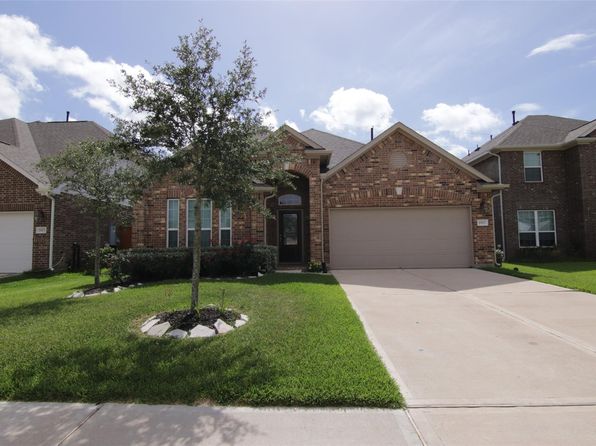 1907 Benbrook Hollow Ln