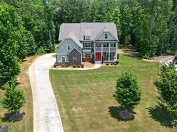 149 Palomino Cir, Newnan, GA 30265