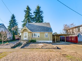 1137 SE Uglow Ave #1, Dallas, OR 97338