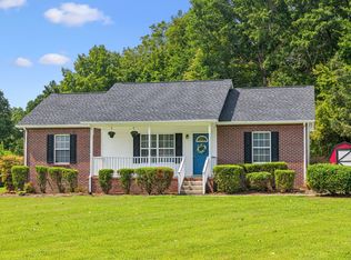 1836 Cardinal Dr, Pleasant View, TN 37146