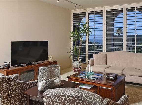 4th image of 1001 Genter St Unit 1G