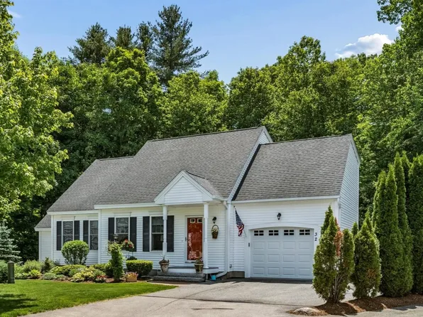 32 Peacock Brook Lane, Amherst, NH 03031