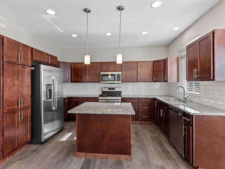 Cascade Townhome Kitchen Cascade Townhome Kitchen