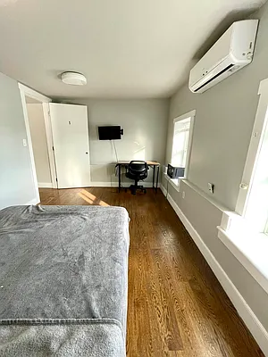 Rented by Bedford And Dean LLC | media 22