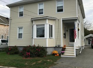 16 Thompson Avenue #Second Floor, Bristol, RI 02809