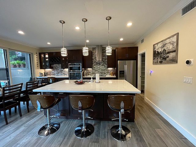 Kitchen/Dining