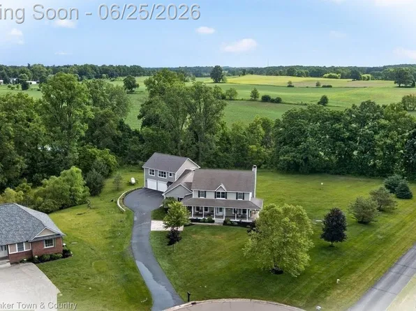 918 Gray Fox Ct, Howell, MI 48843