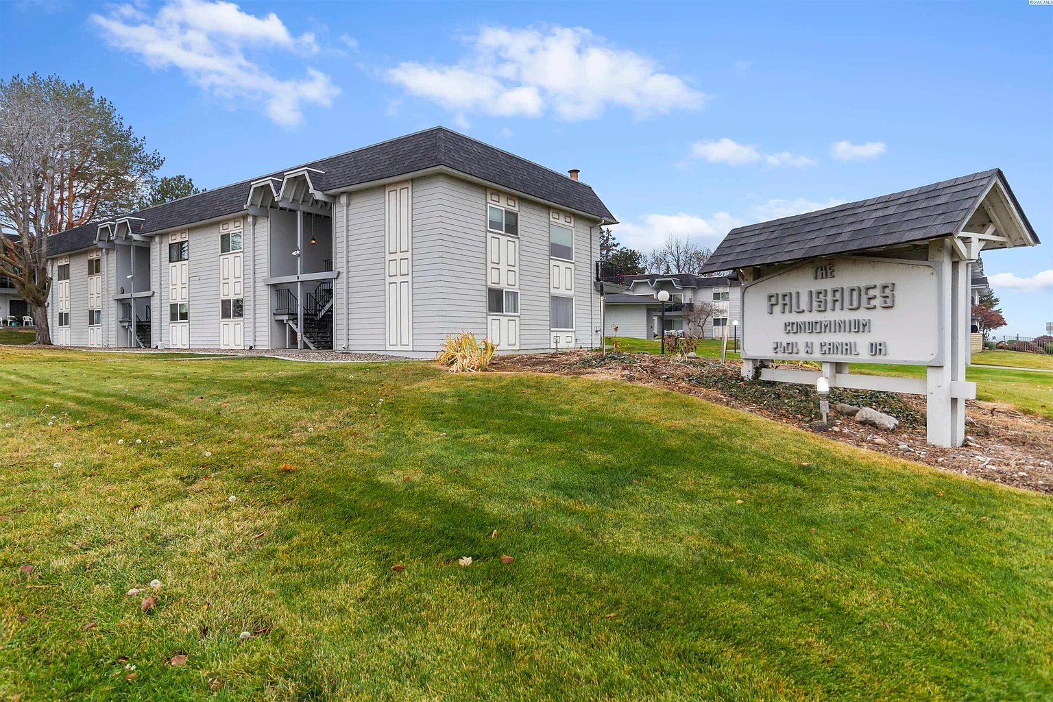 2401 W Canal Dr APT 5D photo 1