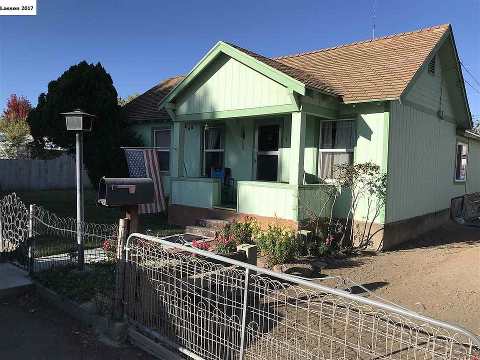 1st image of 728 Plumas St