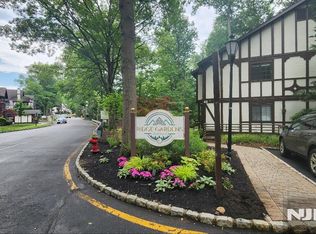 3112 Stowe Lane, Mahwah, NJ 07430