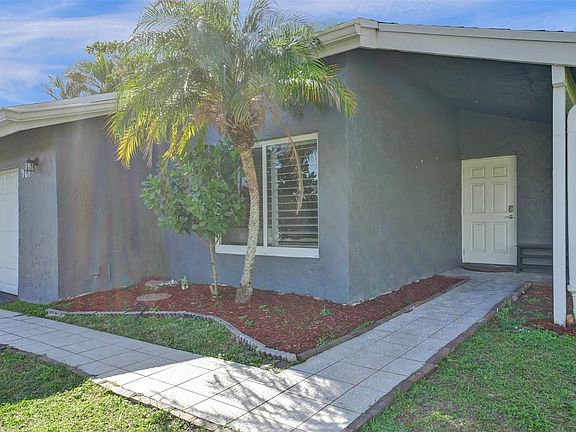 2nd image of 967 NW 89th Avenue