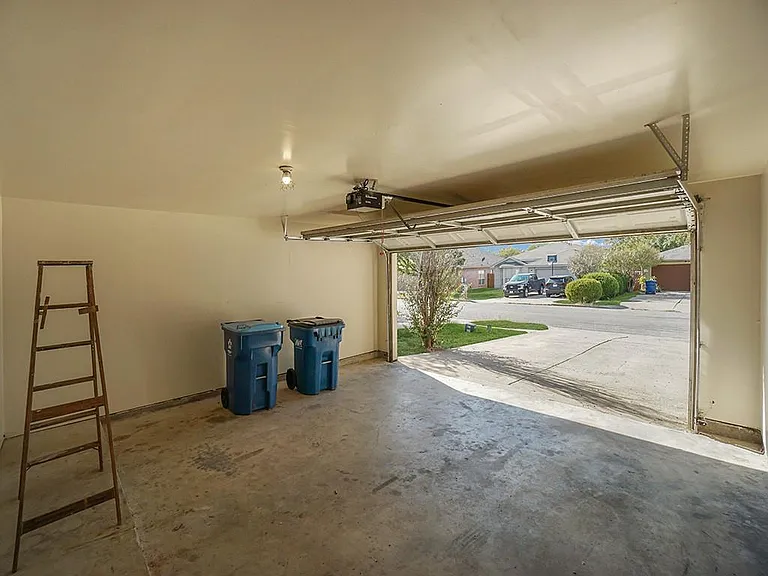 121 Shenandoah Trl — Photo 24