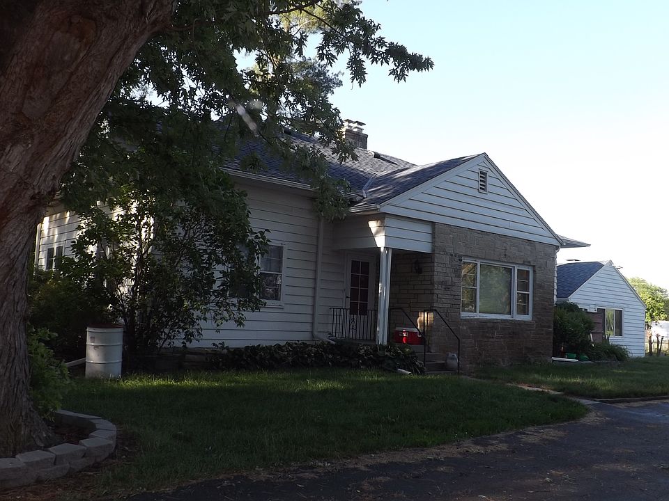 1st image of 4202 N Somers Ave