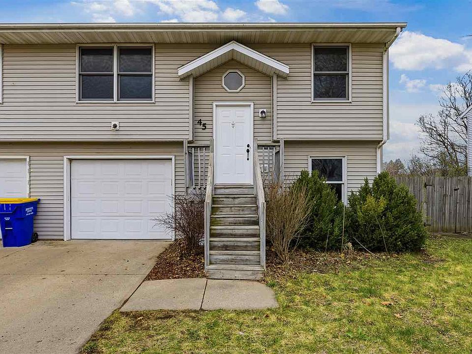 1st image of 45 Parkview Ct